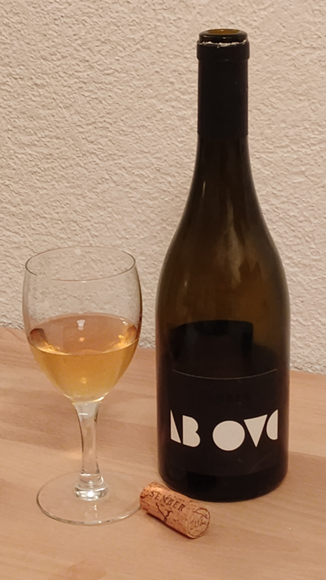 AB OVO 2023 (Riesling) - Orange, saftig og tør